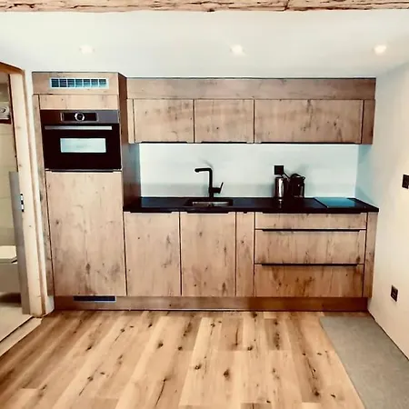 Lejlighed Luxury & Cosy 3.5 In Almost 300 Years Old *