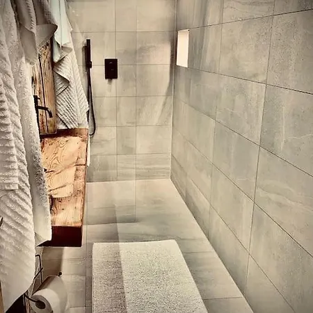 Apartman Luxury & Cosy 3.5 In Almost 300 Years Old Leukerbad